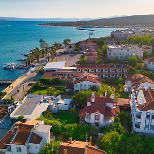 Ezer Hotel